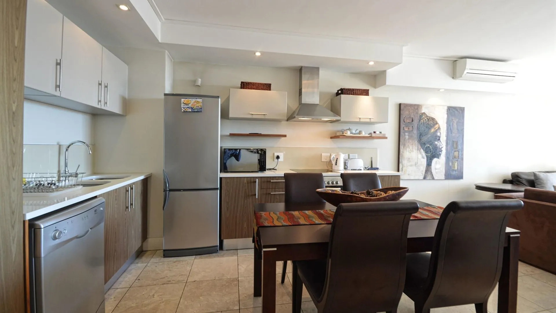 Apartment Canal Quays Cape Town