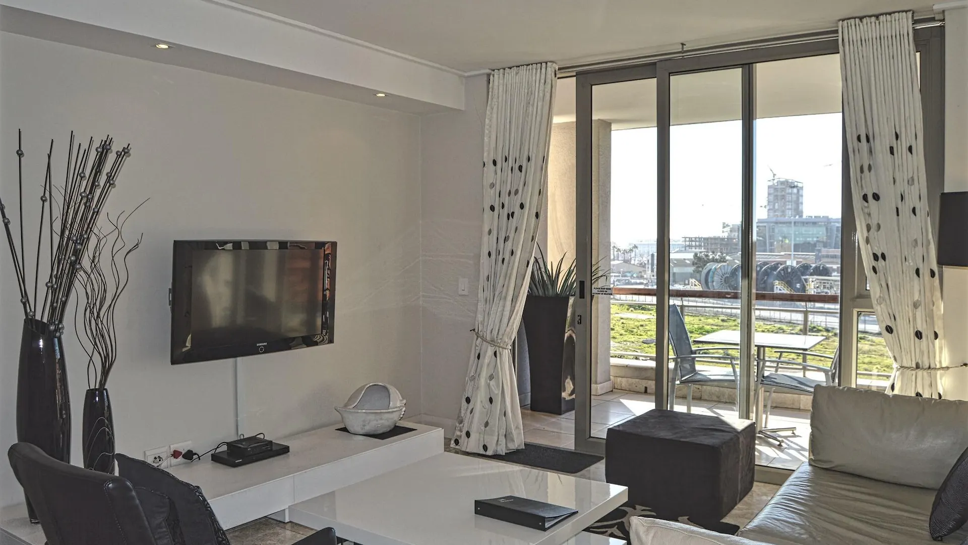 Canal Quays Cape Town Apartment