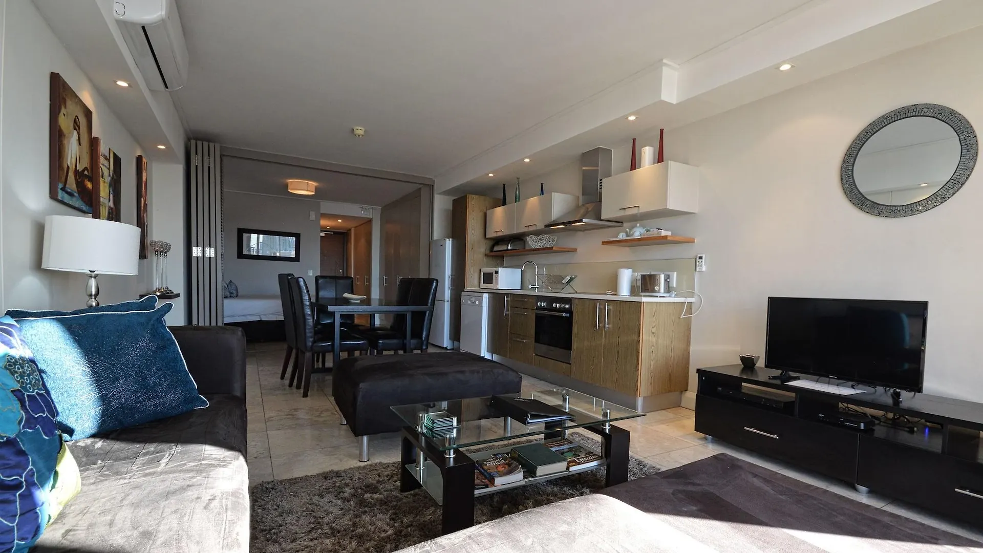 Canal Quays Cape Town Apartment